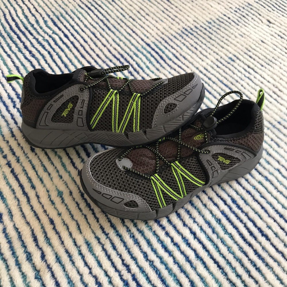 Teva Kids Churn Water Shoes -Size 2